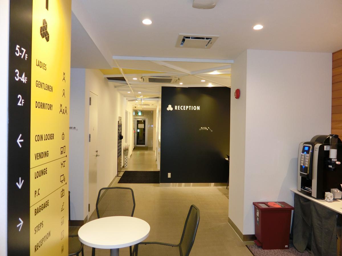 Capsule Hotel Valie Ebisucho Осака Экстерьер фото