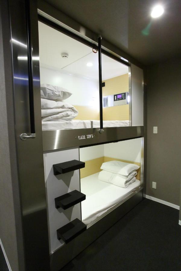 Capsule Hotel Valie Ebisucho Осака Экстерьер фото
